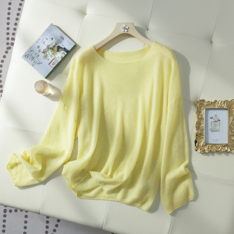 Ženski džemper od Mulberry Silk Cashmere, dekolte na jedno rame, dugi rukavi, redoviti kroj
