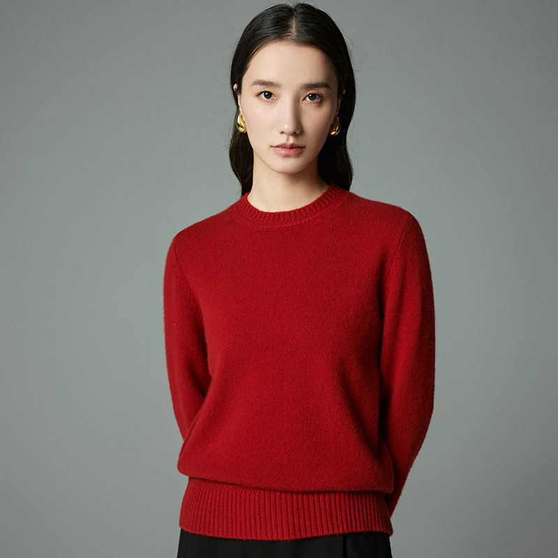 Pulover dama din cașmir, cu glugă, stil urban, mâneci lungi, tricot gros (Material: cașmir; Conținut: 30-50%; Stil: cu glugă, urban; Mâneci: lungi; Grosime: gros)