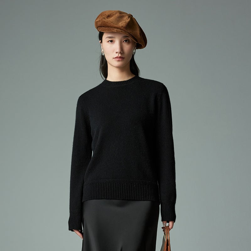 Pulover dama din cașmir, cu glugă, stil urban, mâneci lungi, tricot gros (Material: cașmir; Conținut: 30-50%; Stil: cu glugă, urban; Mâneci: lungi; Grosime: gros)