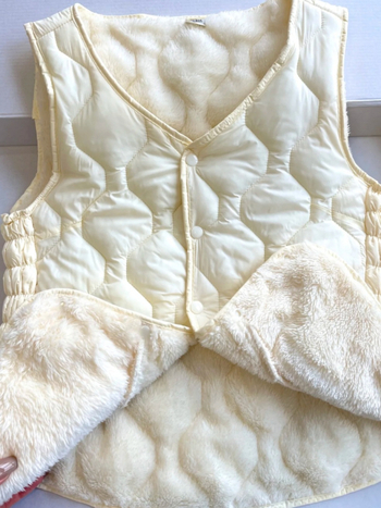 Ženski pamučni prsluk s punjenjem od down pamuka, flis podstava, V-izrez, kratka, uski kroj, dijamantni uzorak – za jesen i zimu