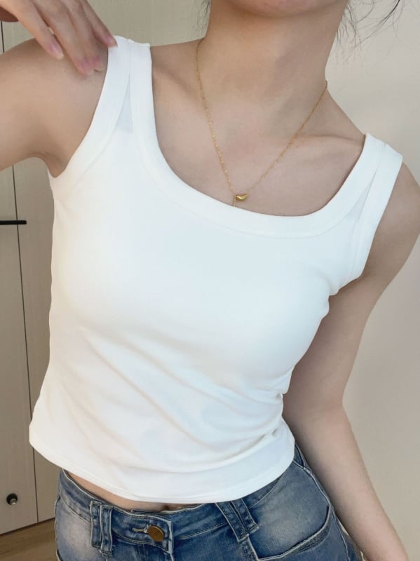 V-nyakú kötött kardigán, gombos, laza szabású, pamut-kasmír keverék, hosszú ujjú.