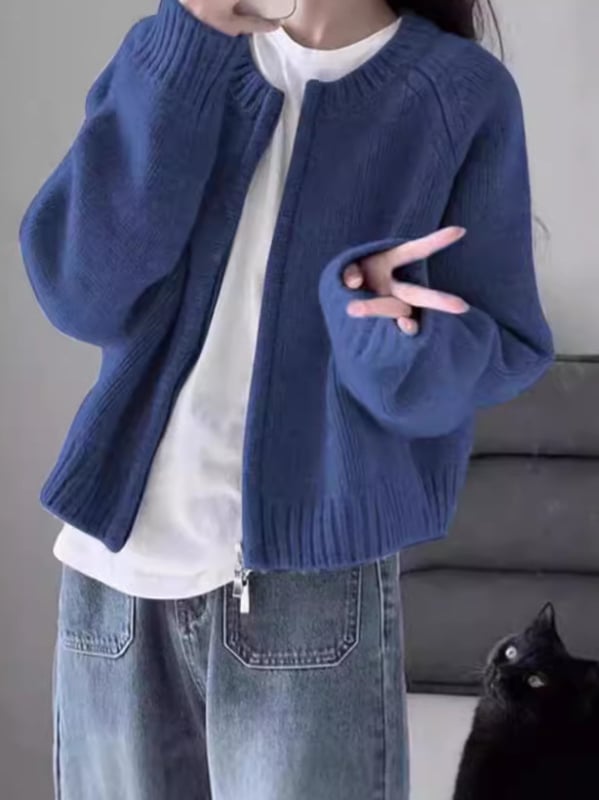 Női kardigán, slim fit, kerek nyak, cipzár, juhgyapjú és 30–50% spandex, hosszú ujjak (Slim fit; Kerek nyak; Cipzár; Juhgyapjú és 30–50% spandex; Hosszú ujjak)