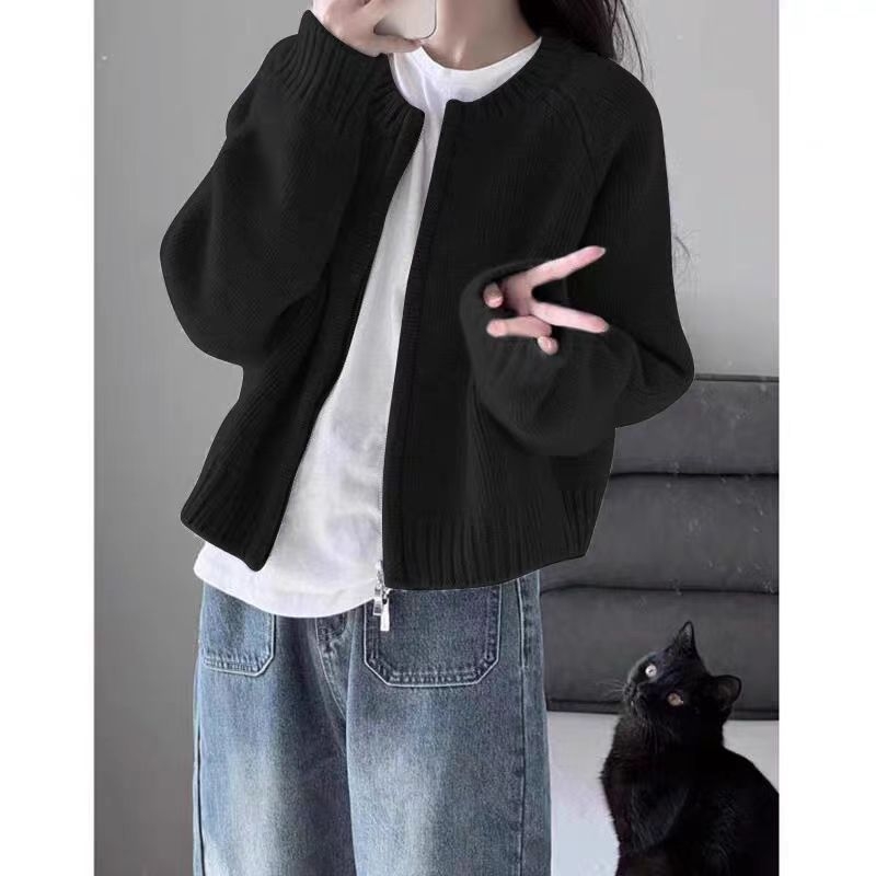 Női kardigán, slim fit, kerek nyak, cipzár, juhgyapjú és 30–50% spandex, hosszú ujjak (Slim fit; Kerek nyak; Cipzár; Juhgyapjú és 30–50% spandex; Hosszú ujjak)