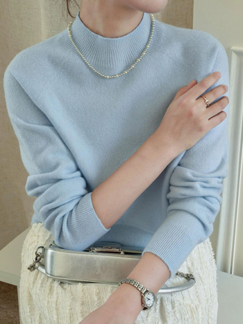 Pulover tricotat din lână și cașmir, guler semi-înalt, mâneci lungi, croială Slim Fit, lungime standardă (50–65 cm)