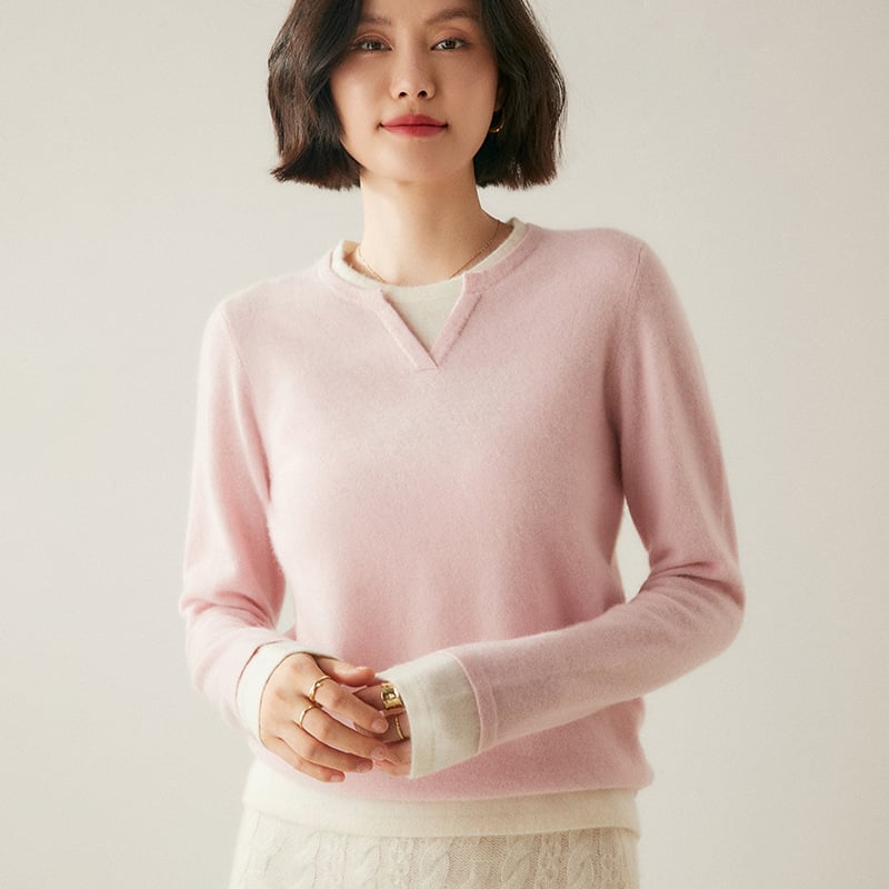 Pulover damă din cașmir cu glugă — croială lejeră, mâneci lungi, guler rotund, set fals cu două piese în nuanțe asortate, toamnă 2024