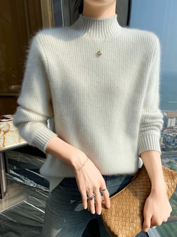 Pulover din cașmire pentru femei, cu glugă, guler semiînalt, tricot gros, croială slim, conținut cașmir 30–50%