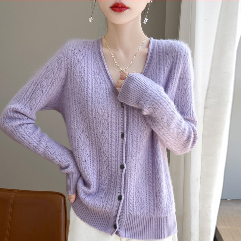 Cardigan din lână 95%+, guler în V, mâneci lungi, croială lejeră, lungime normală