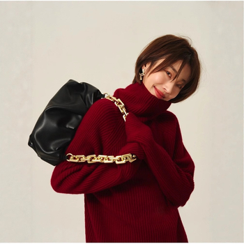 Moteriškas kašmyro megztinis su aukštu kaklu, tankus mezginys, vidutinio ilgio, 3D raštas