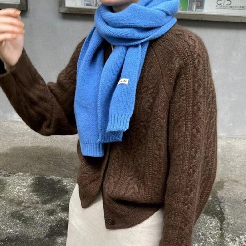 Cardigan din lână, tricot gros cu model cablu, croială lejeră, guler rotund, închidere cu un singur nasture, 95%+ lână