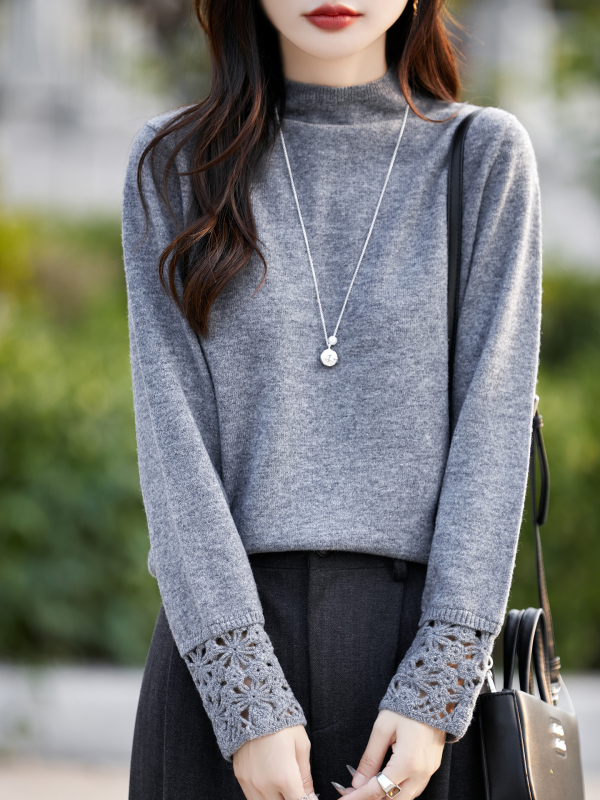 Dámsky vlnený sveter s pol vysokým golierom, voľný strih, dlhé rukávy, dĺžka 50–65 cm, 95% vlna