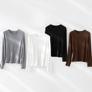 Pulover s okruglim izrezom, dugi rukavi, tanak Tencel-vuna smjesa, slobodan kroj, 70–80% Tencel, <30% vuna