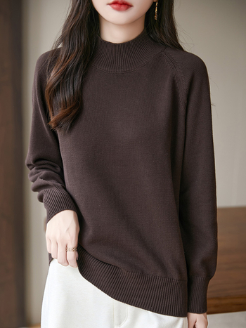 Pamukasti pleteni džemper - debeli dvostruki pleteni, poluturtleneck ovratnik, raglan rukavi, opušten kroj, jesen 2024