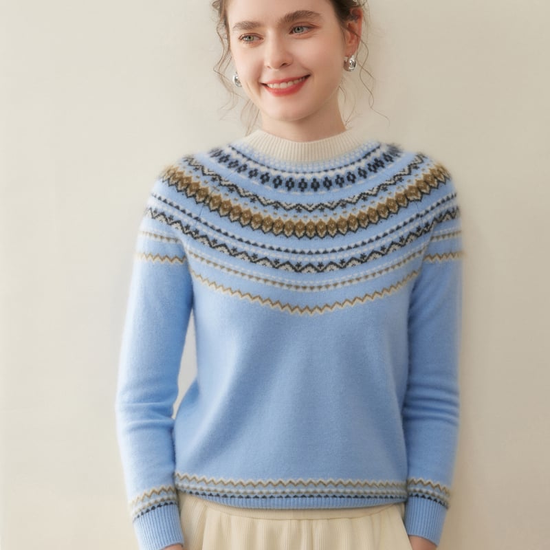 Pulover damă cu jacquard dungat din amestec de cașmir și lână, guler semi‑turtleneck, mâneci raglan, stil urban elegant pentru purtare zilnică