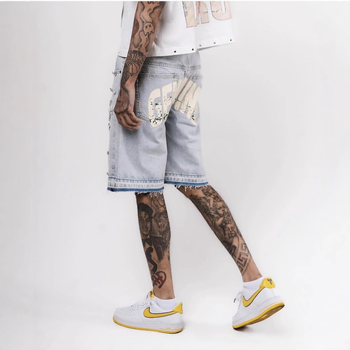 Férfiaknak szóló egyenes szabású farmerrövidnadrág, középhosszú, utcai stílus, pamutból készült denim