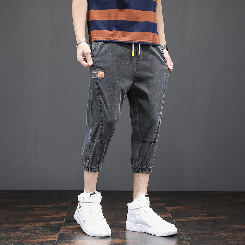 Muške cropped jeans šortice, ravna linija, slobodan kroj, Lyocell 70%, srednji pojas, više džepova, pranje