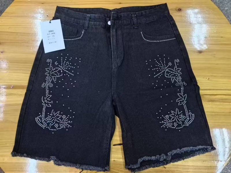 Denim rövidnadrág egyenes szabású, retro stílusú, pamut anyagú, 2025 nyár