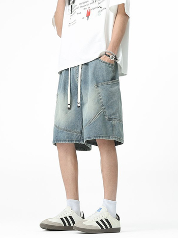 Ανδρικά τζιν σορτς με μεγάλες τσέπες, σε ίσιο κόψιμο, μικροελαστικότητα, 60% βαμβάκι