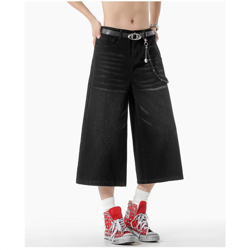 Shorts denim pentru bărbați, croială lejeră, picior drept, lungime peste genunchi, finisaj spălat