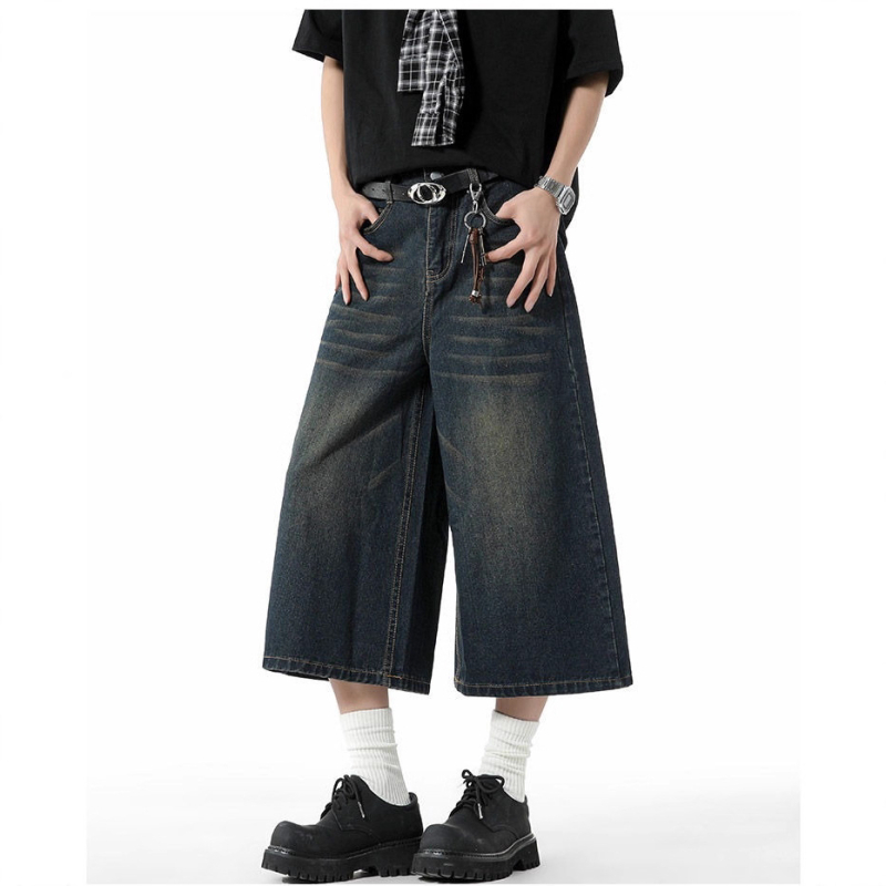 Shorts denim pentru bărbați, croială lejeră, picior drept, lungime peste genunchi, finisaj spălat