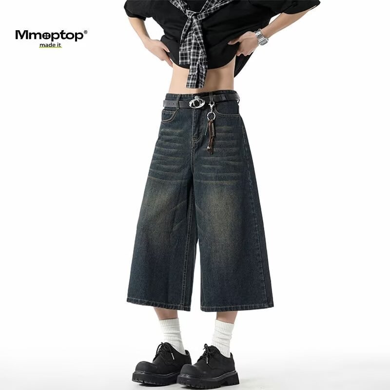 Shorts denim pentru bărbați, croială lejeră, picior drept, lungime peste genunchi, finisaj spălat