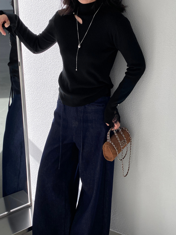 Ženski pulover s kapuljačom, čipkastim detaljem i prorezima, dugi rukav, zimski stil