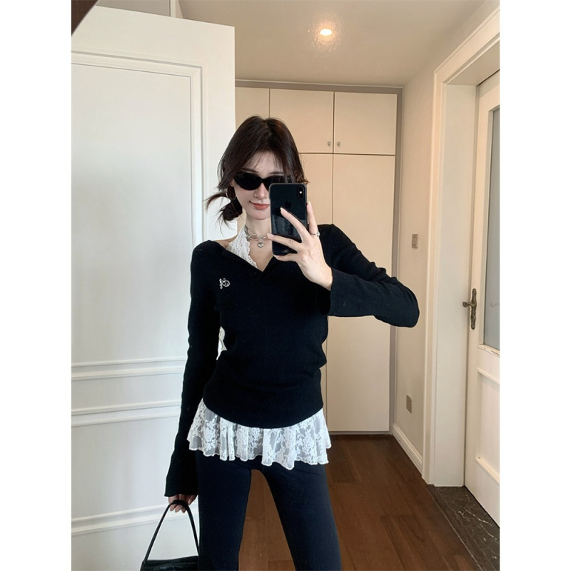 Κεντημένο πλεκτό πουλόβερ με μακριά μανίκια και V-λαιμό, μοτίβο κειμένου, ραφή σύνθεσης, πολυεστέρας