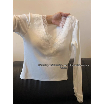 Γυναικεία μακρυμάνικη μπλούζα εσωτερική με δαντελένιο forκά, βαμβάκι-βισκόζη, μονόχρωμη, κεντημένη, χαλαρή εφαρμογή, Άνοιξη 2025