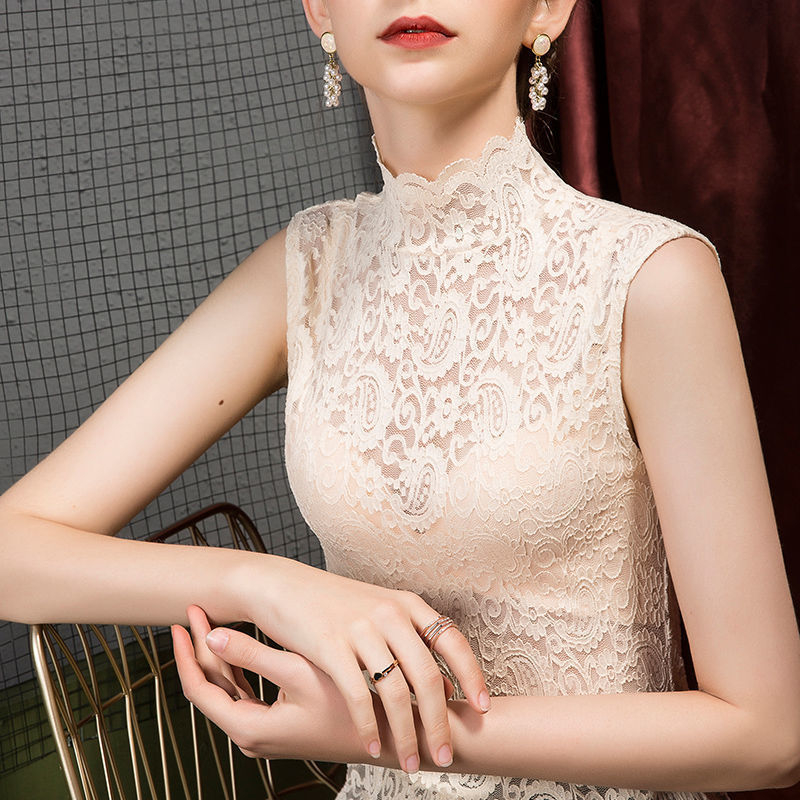 Γυναικείο αμάνικο τοπ με δαντέλα και κέντημα, ύφασμα βαμβάκι-βισκόζη, στρογγυλός λαιμός, χαλαρή γραμμή, κανονικό μήκος