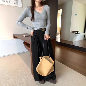 Γυναικεία Μπλούζα με Δαντέλα και V-Λαιμό, Μακριά Μανίκια, Κορεάτικος Στυλ Αρχών Φθινοπωρού, Στενή Γραμμή, Ύφασμα Βισκόζη-Σπαντέξ, Μονόχρωμη, Φθινόπωρο 2025