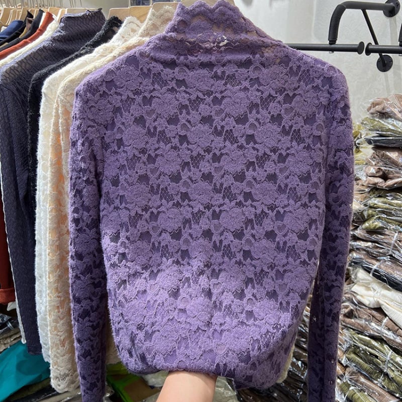 Γυναικείο τοπ με φλίς επένδυση, μακριά μανίκια, γιακά mock neck, φλοκ δαντέλα, νάιλον ύφασμα