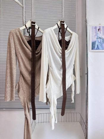 Σετ δύο τεμαχίων πλεκτό σε στυλ Κορέας: μακριά μανίκια μπλούζα με γιακά swing και δαντελένο τοπ, για γυναίκες; σύνθεση πολυεστέρα-ελαστάνης; στενή γραμμή.