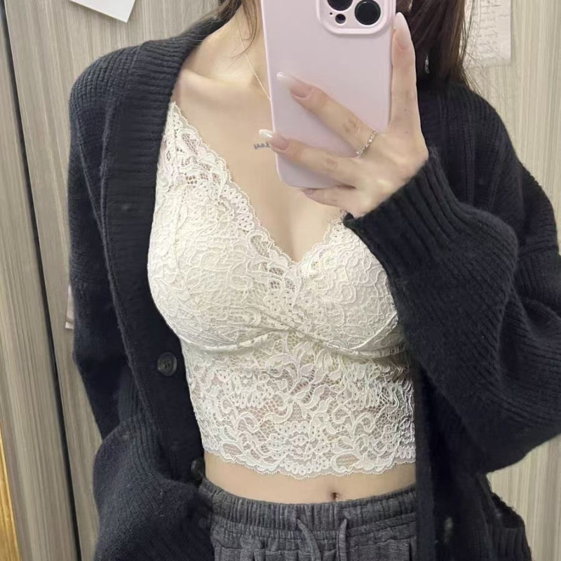 Csipkés francia stílusú melltartó rögzített dupla vállpántokkal, 3/4 kosár, vékony latex kosár, bélés spandex