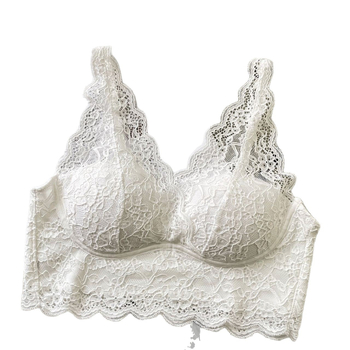 Podprsenka z francúzskej čipky s push-upom, 3/4 košík, tenká tvarovaná miska, pevné dvojité ramienka