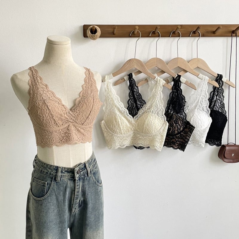 Podprsenka z francúzskej čipky s push-upom, 3/4 košík, tenká tvarovaná miska, pevné dvojité ramienka