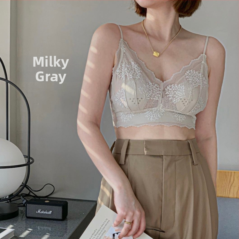 Krūšturis ar trušiem ausu formu kausiem, bez muguras, mežģīņu apdare, komfortabls, aizsienamās plecu siksnas