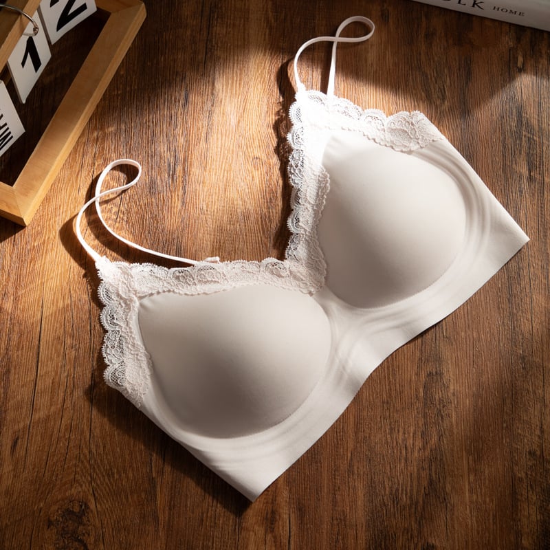 Нейлонов дантелен сутиен безшевен, повдигащ ефект, дишащ, с фиксирани двойни презрамки и нейлонова подплата