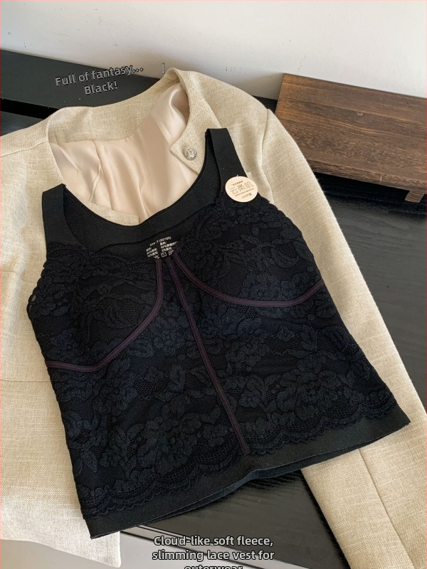 Mežģīņu cami top ar integrētu flesi rudens–ziemas sezonai, šaurs siluets, pilns krūšu kauss, kokvilnas oderējums