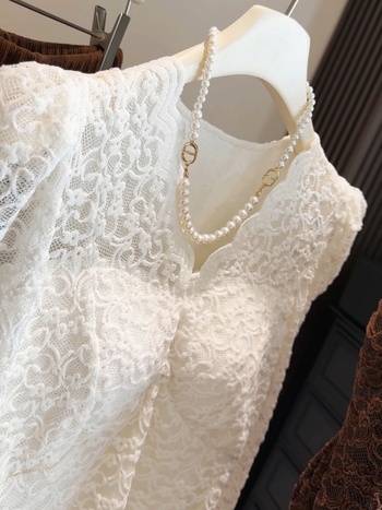 Sieviešu top ar V kaklu, fleece pildījumā, poliesters, mežģīņu stils, garās piedurknes