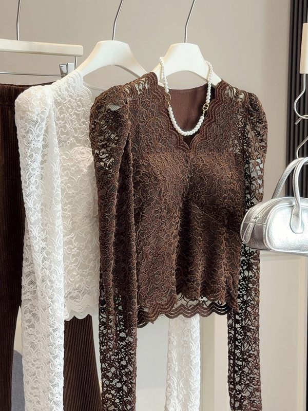 Sieviešu top ar V kaklu, fleece pildījumā, poliesters, mežģīņu stils, garās piedurknes