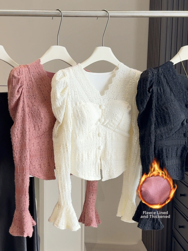 Sievietēm bāzes tops ar V-izgriezumu, mežģīnām un flīsa oderi, garās piedurknes