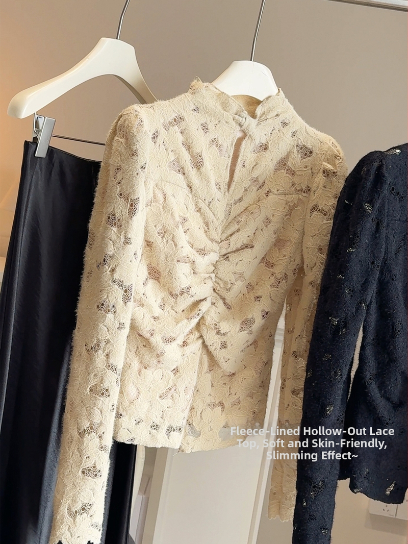 Mežģīņu tops ar pusaugstu apkakli, garām piedurknēm, poliesters, vienkrāsains