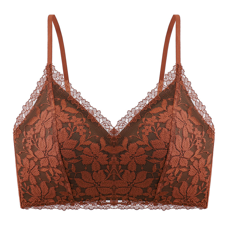 Mežģīņu camiņš ar V formas kaklu, franču stils, pilnas krūzes, plānas formētas krūzes, fiksētas dubultās plecu siksnas, var nēsāt arī ārpusē