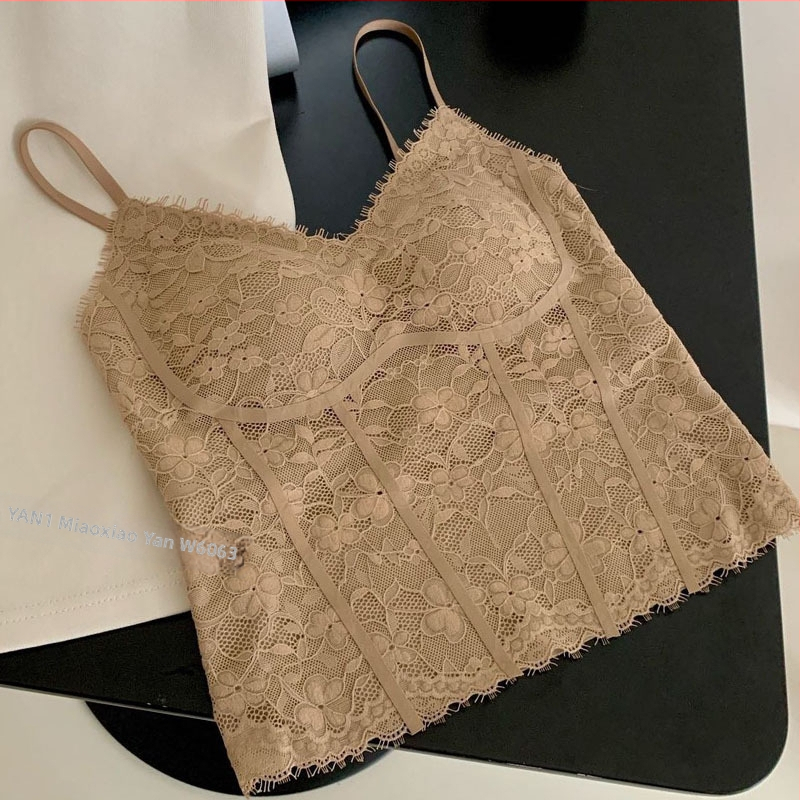 Mežģīņu vestes ar integrētām krūšu spilventiņiem, neilona audums, krūšu kauss 1/2, krūšu formas: plāns augšā, biezs apakšā