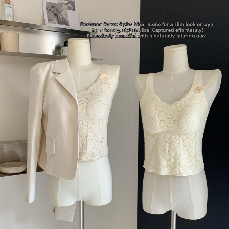 Mežģīņu potīte ar iebūvētiem krūšu spilventiņiem un iekšējo oderi, pilna krūšu forma, vidēja veida kupas, materiāls: neilons un mežģīnes, elpojošs