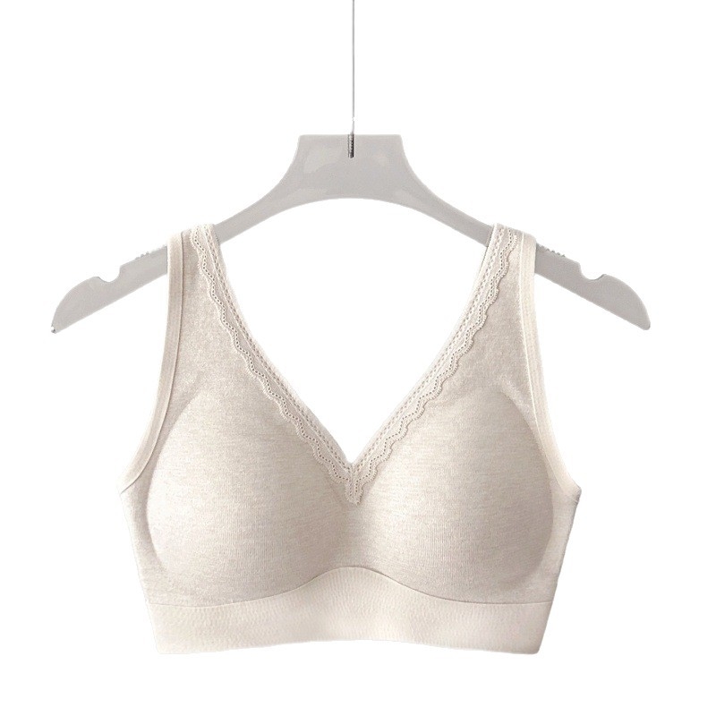 Безшевен дантелен сутиен с широки фиксирани презрамки, пълна чашка, тънкоформована чашка, дантелен плат найлонова основа, подплата модал, дишащ и удобен