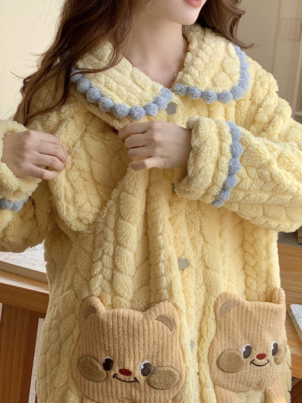 Trudnička noćna haljina za dojenje s cvjetnim uzorkom, dugi rukavi, koralni flis materijal, 95% poliester, jesen-zima.