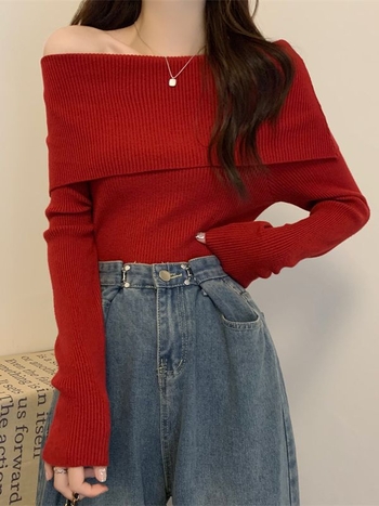 Pulover tricotat pentru femei cu decolteu off-shoulder – mâneci lungi, poliester 95%+, lungime 50–65 cm