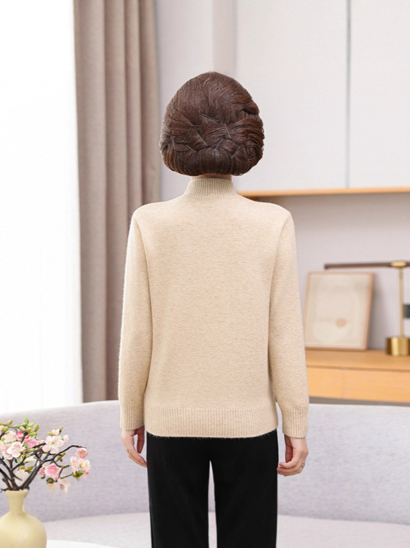 Smags adīts džemperis vidēja vecuma un vecāku sieviešu ar pusaugstu kaklu un kapuci, Core Yarn šķiedra ar 30–50% poliestera, vienkrāsains, garas piedurknes, ziemas džemperis