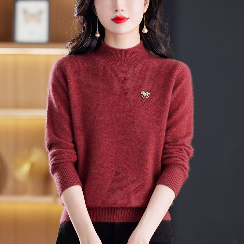 Anyáknak szóló gyapjú pulóver, lazán szabott, félmagas gallér, hosszú ujjú, 95% gyapjú