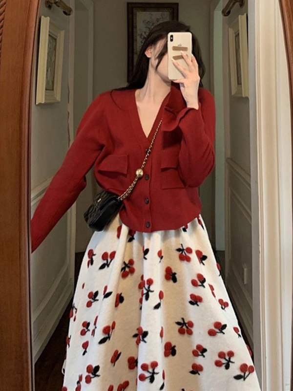 Set za trudnice: haljina i kardigan za jesen-zimu, crveni pleteni print, moderan zimski outfit za Novu godinu, dvodijelni set
